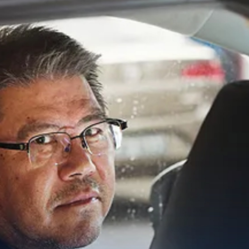 Engenheiro se torna motorista de UBER e culpa Lula