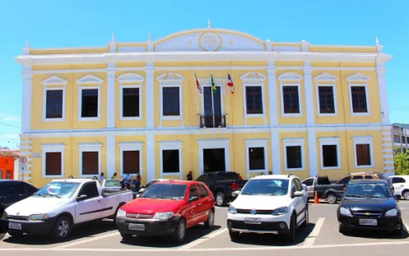 Prefeitura de Senhor do Bonfim decreta ponto facultativo no dia 2 de maio