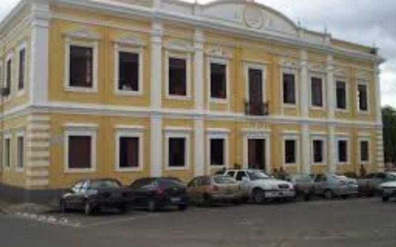 Prefeitura de Senhor do Bonfim decreta ponto facultativo na segunda-feira devido ao jogo do Brasil