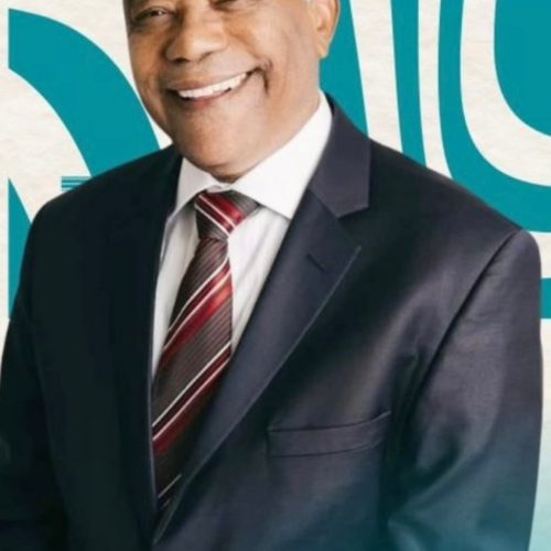 COLUNA VIP: Parabéns Pastor Isac Carvalho