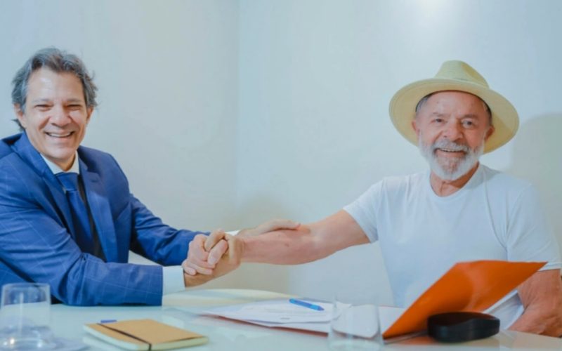 Lula autoriza férias de Haddad