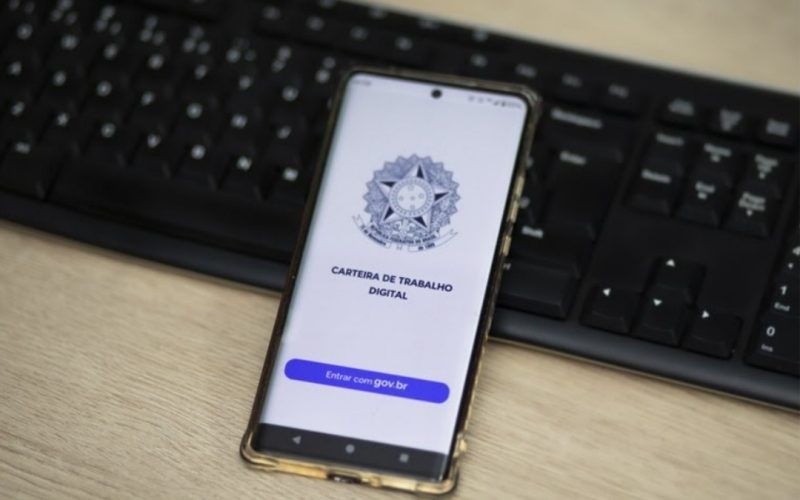 Média de desemprego em 2024 é a menor já registrada: 6,6%