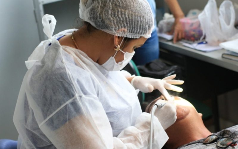Prefeitura de Senhor do Bonfim intensifica o atendimento odontológico e reabilita sorrisos dos bonfinenses