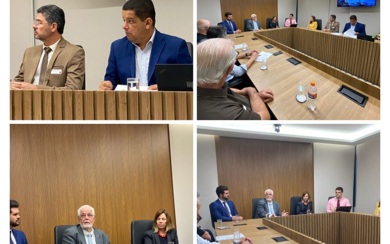 Prefeito Laércio Júnior e Vice-prefeito Elizeu Rios participam de reunião no Ministério Público da Bahia sobre a Clinefro