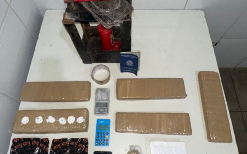 Polícia Militar apreendeu drogas em Juazeiro