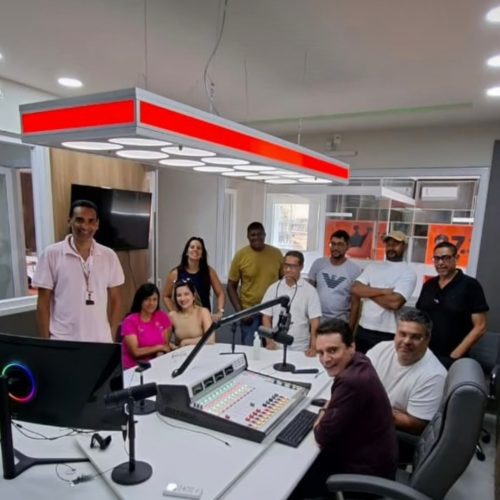 Rainha Fm inaugura novo e luxuoso studio!