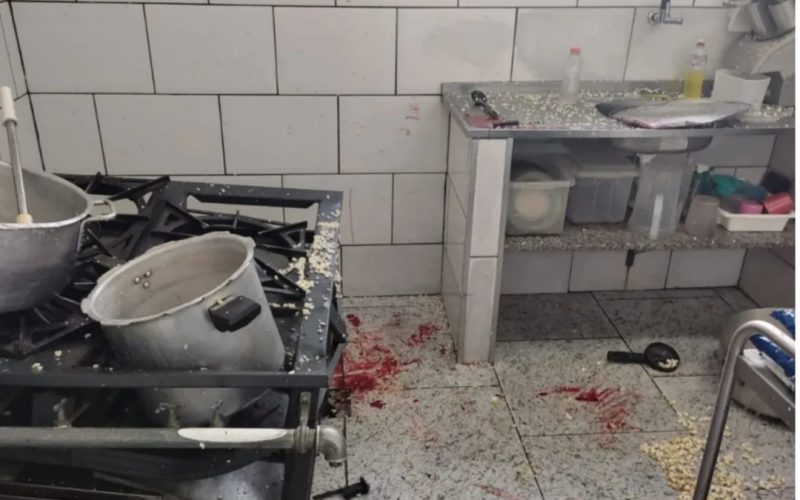 Panela de pressão explode e deixa mulher em estado grave!