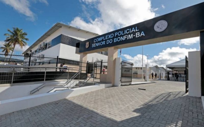 Apesar da presença de órgãos públicos importantes Derba não é contemplado com asfalto!