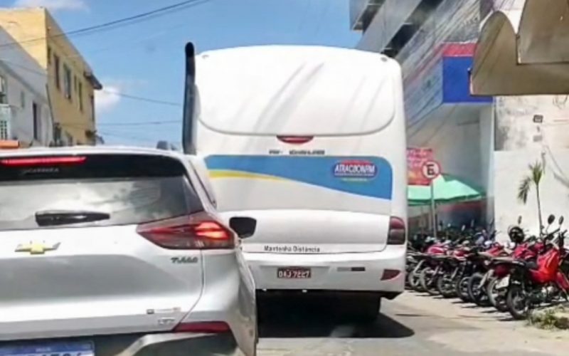 DMTRANS  se manifesta sobre desobediência de condutores de Ônibus