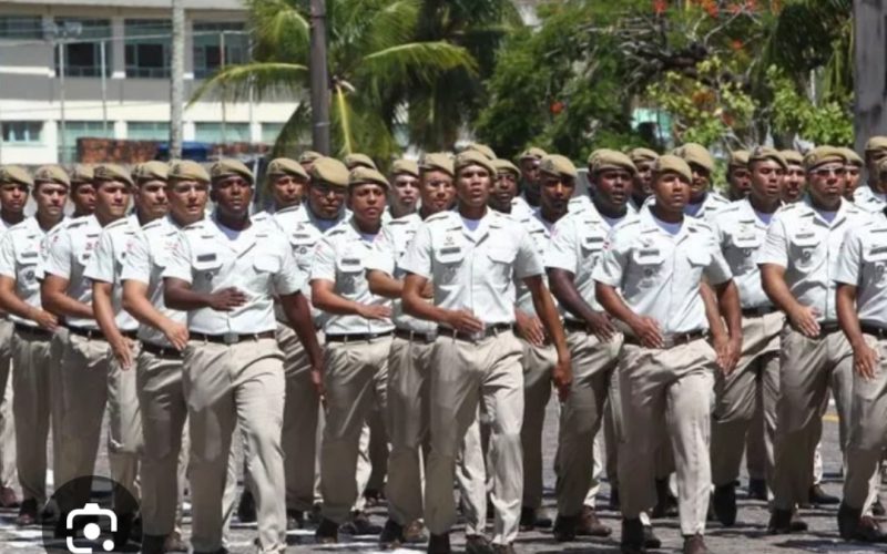 Formatura de PMs em Euclides da Cunha