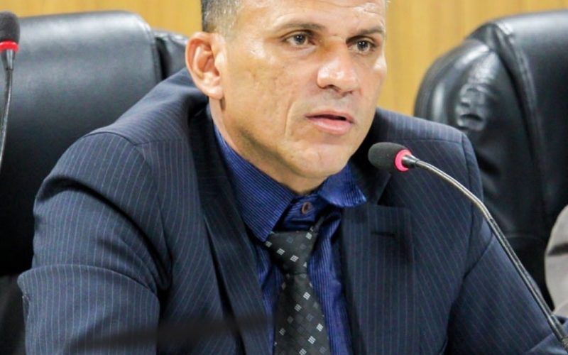 Andorinha: Vereador apresenta projeto que reduz  carga horária de trabalho de cuidadores especiais !