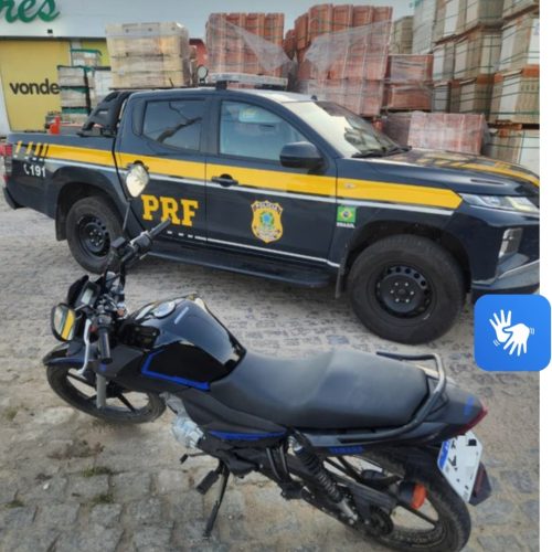 Em Senhor do Bonfim (BA), PRF recupera motocicleta com registro de furto