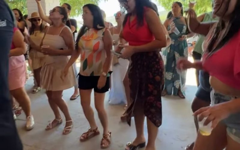 Ponto Novo encerra semana Pedagógica com festa