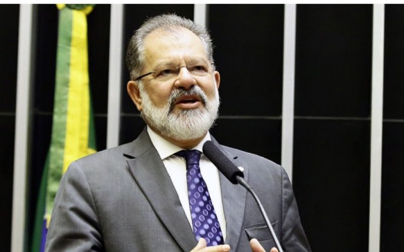 Marcelo Nilo rebate Rui Costa e cita respiradores em resposta a provocação sobre disputa ao Senado