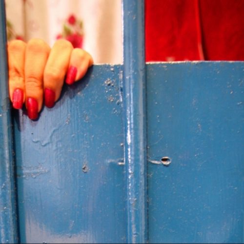 Denúncia de assédio envolvendo detentas trans em presídio de Brasília gera polêmica e investigação