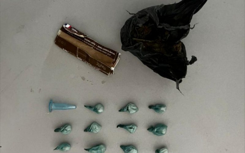 Polícia Militar apreende drogas durante festa em Lage dos Negros, em Campo Formoso