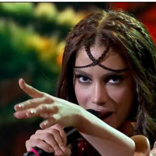 Globo e Anitta são criticadas por candomblé no domingo de Páscoa