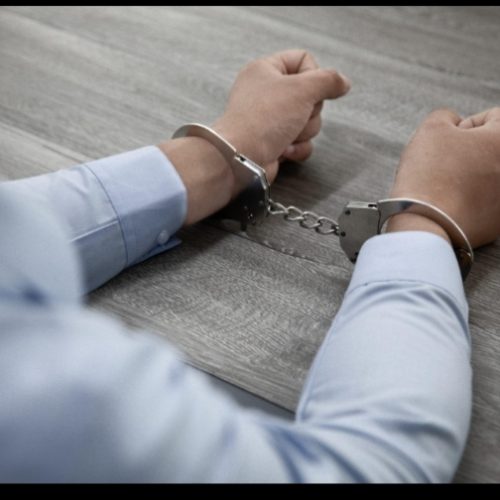 Professor é demitido após acusação de estupro de vulnerável em Paulo Afonso