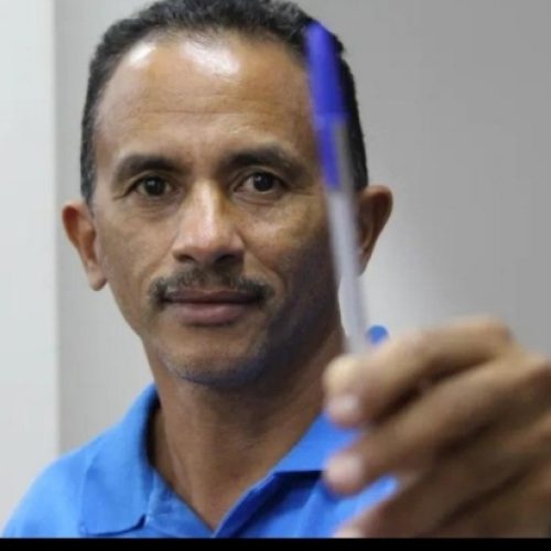 Manoel Gomes, o “Caneta Azul”, demonstra despreparo em entrevista e levanta dúvidas sobre candidatura a deputado federal