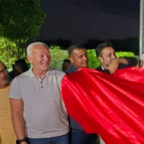 Deputado Bobô participa de entregas e do início da pavimentação da estrada da Serra dos Morgados, em Jaguarari