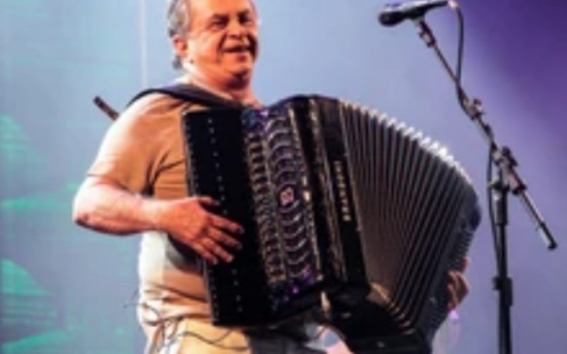 Flávio José cancela shows na Bahia após polêmica sobre cachês; MP aponta aumento de 40% no valor contratado