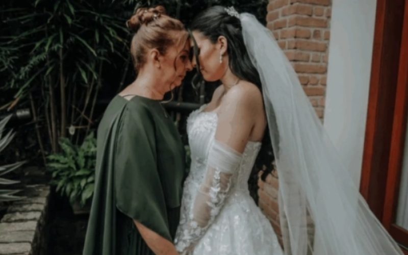 Mãe morre durante casamento da filha e relato emociona nas redes sociais