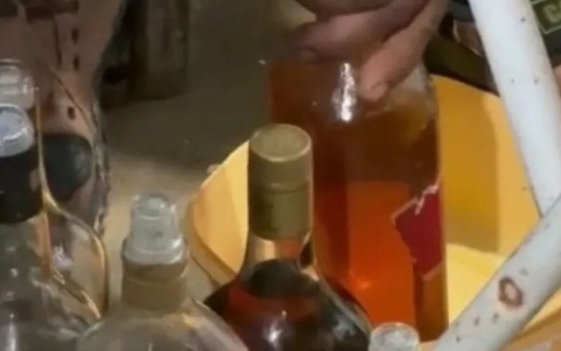 Comerciante é preso após ser flagrado adulterando uísque importado em festa junina na Bahia