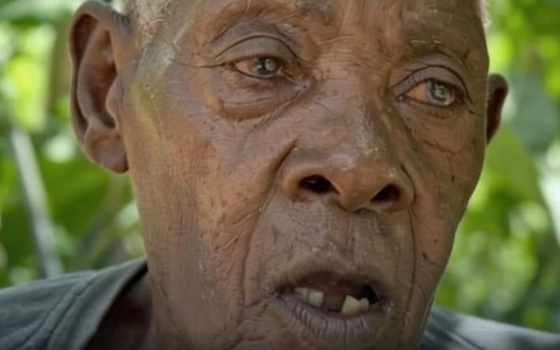 Aos 123 anos, mulher afirma que continua virgem e diz ainda esperar encontrar o parceiro certo