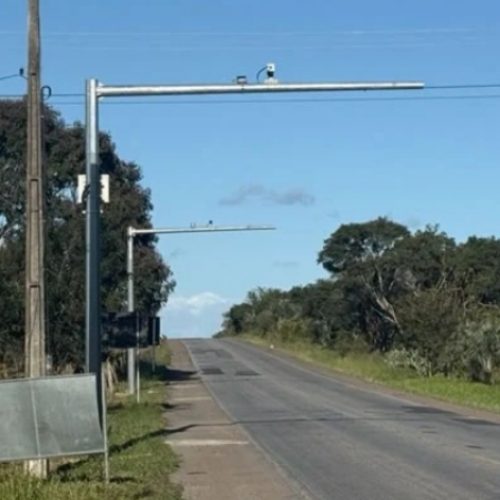 Novos radares são instalados na BR-407, próximo à ponte do Itapicuru, em Carrapichel