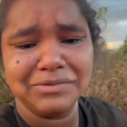 Vídeo de mulher lamentando morte do marido após grave acidente comove internautas