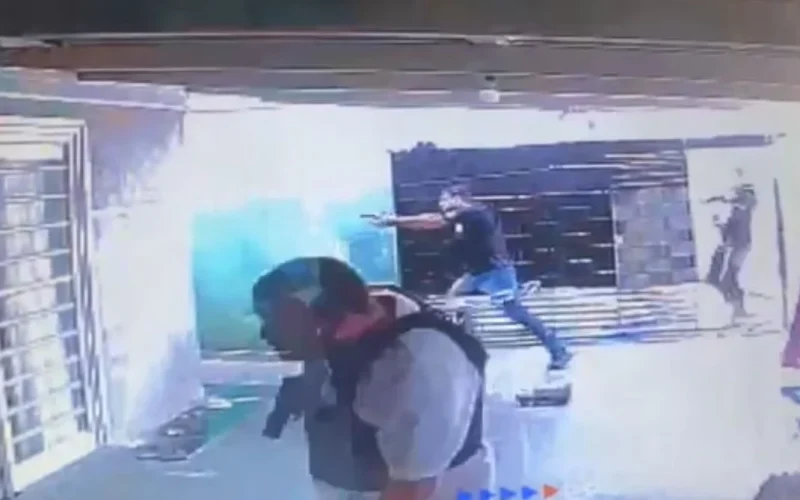 Padrasto mantém enteada em cárcere privado por 22 anos