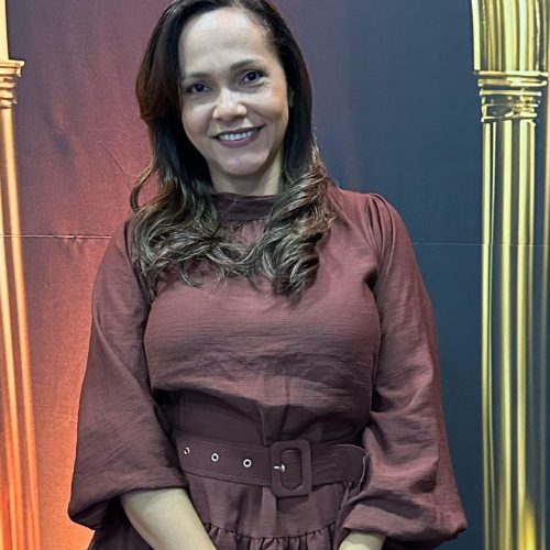 Damiana Duarte recebe convite para assumir empório da agricultura familiar em Bonfim