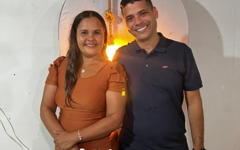 ITIÚBA: Dr. Thiago apresentou Vivia de Covas como pré-candidata a deputada federal