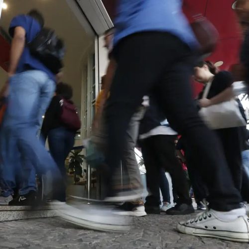 Aprovados no Concurso Nacional ganharão duas vezes mais que em empregos anteriores