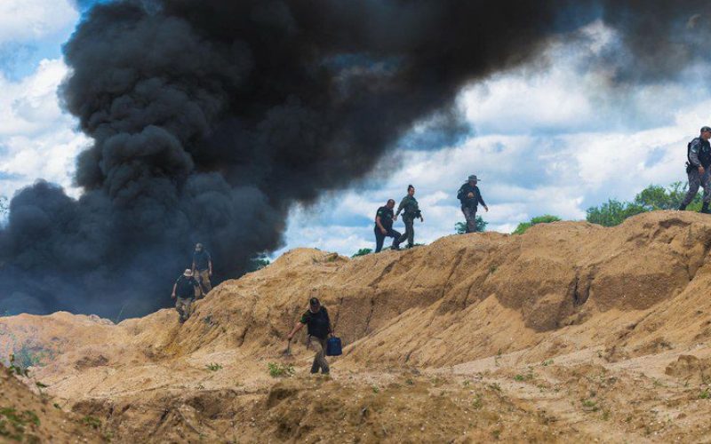 Governo segue ofensiva contra exploração mineral em terra indígena na Amazônia