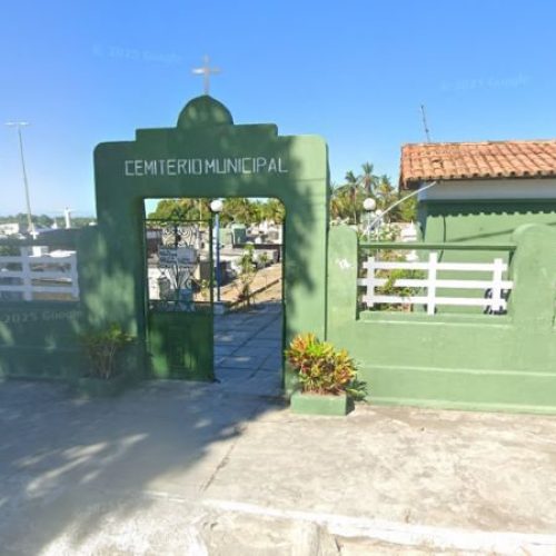 Coveiro é atacado com facão pela companheira enquanto trabalhava em cemitério na Bahia