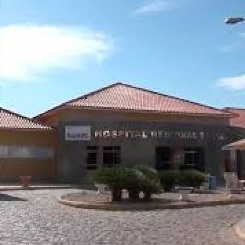 Profissionais de saúde reclamam de atraso de Salários no hospital geral de Juazeiro