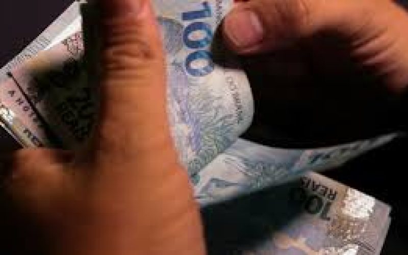 Supersalários custaram mais de R$ 11 bilhões em 2023, diz estudo