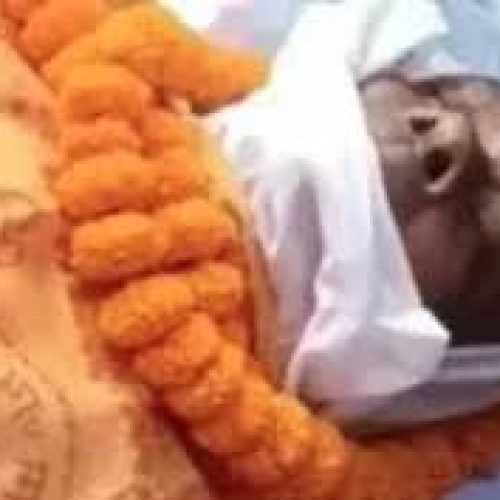 Homem finge a própria morte para descobrir que iria ao seu velório