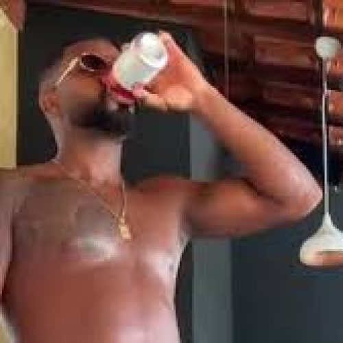 Davi Brito abriu uma live que durou mais de seis horas bebendo cerveja