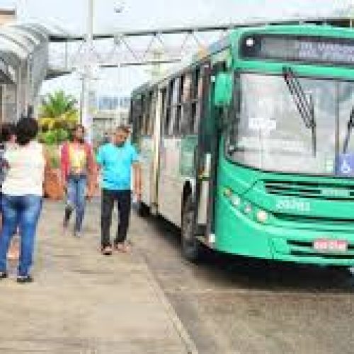 Ocorrências de roubos a ônibus em Salvador apresentam redução de 71%, aponta PM