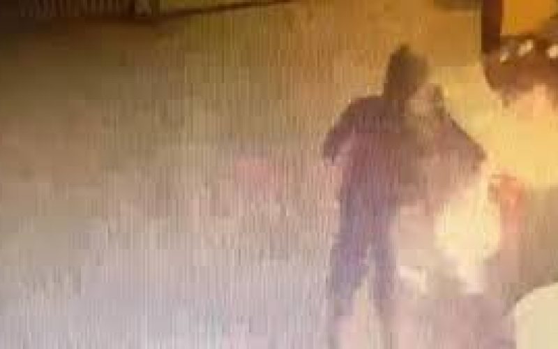 Jornalista é preso após incendiar carro da chefe por ciúmes