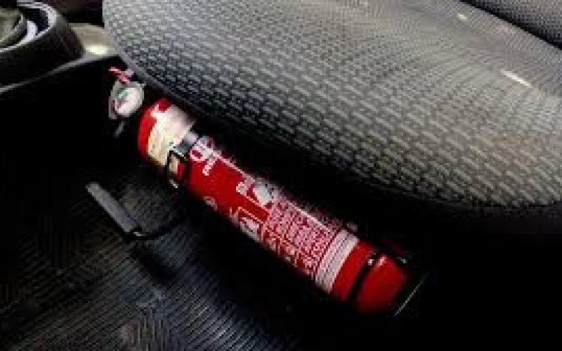 Extintor obrigatório pode voltar e afetar carros fabricados desde 2015