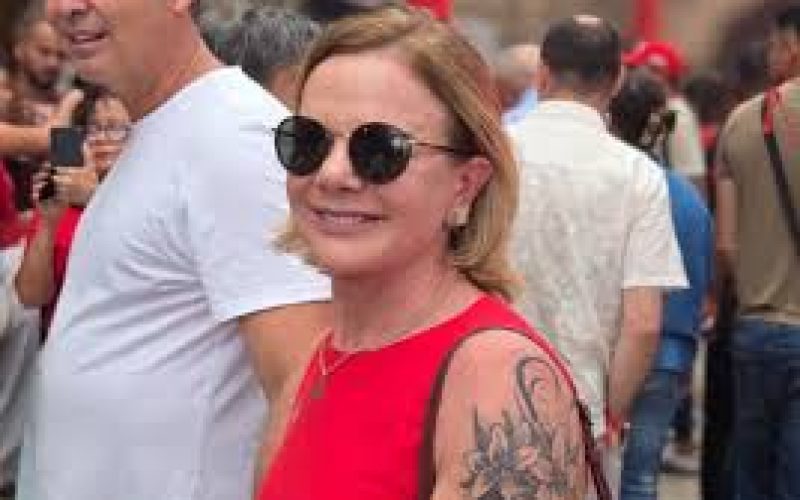 Ministra sinaliza possível aliança do PT com União Brasil em estados