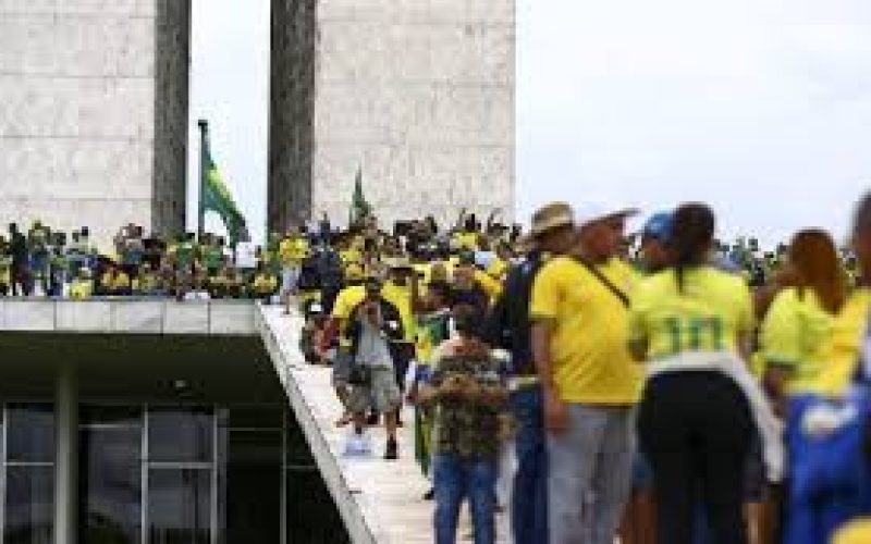 Maioria dos brasileiros é a favor da anistia para presos do 8/1