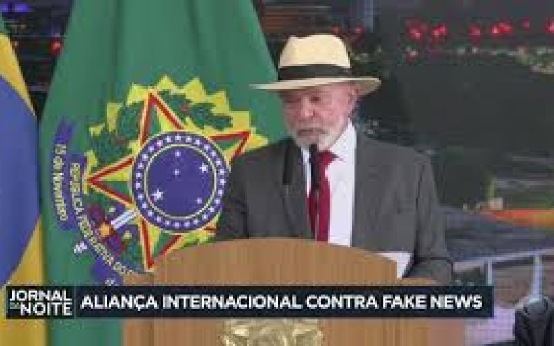 Governo brasileiro discute aliança internacional contra fake news após mudanças da Meta