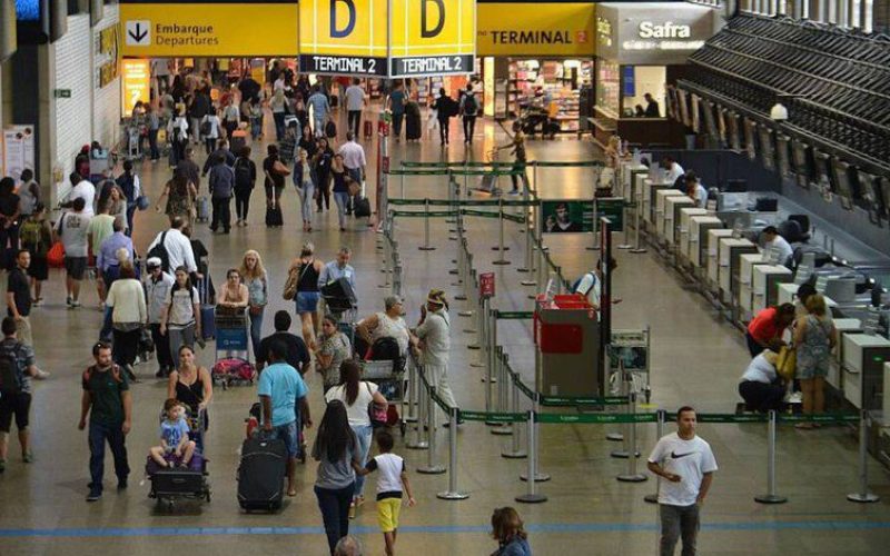 Pelo quarto mês consecutivo, movimentação de passageiros nos aeroportos brasileiro bate recorde