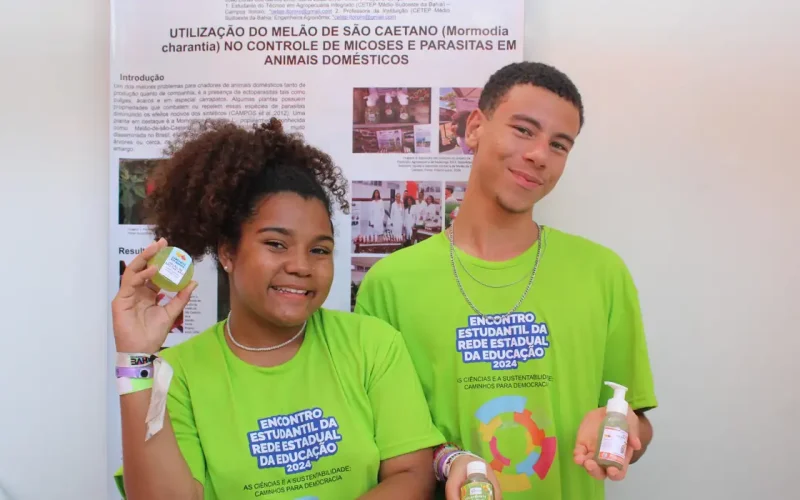 Estudantes criam carrapaticida natural a partir de planta medicinal