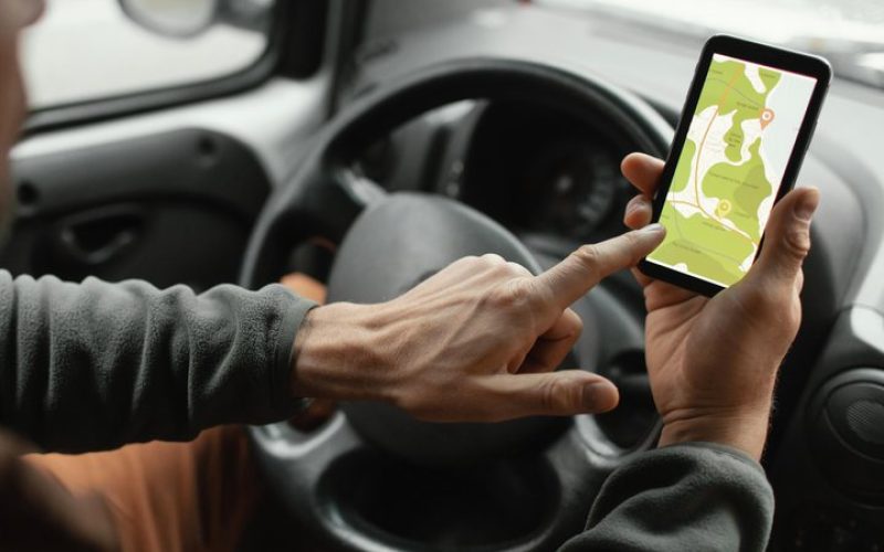 Ou a senhora fecha as pernas ou desembarca”, afirma motorista de aplicativo após comportamento de passageira