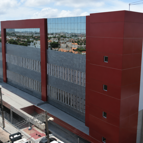 Funcionários do Hospital Regional de Juazeiro cobram estacionamento seguro após relatos de furtos